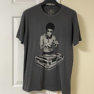 Bruce Lee DJ "Gung Fu Scratch" Unisex T-Shirt